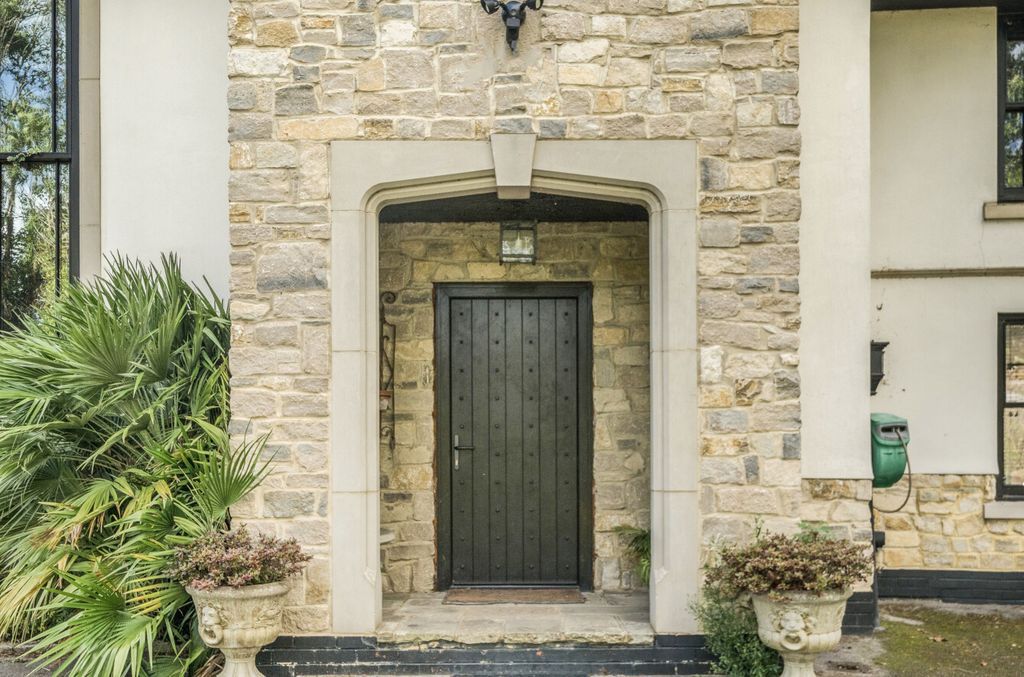 Additional image 30 of 6 bed detached house for saleJubilee Road, Finchampstead, Wokingham RG40