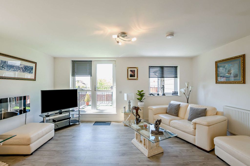 Additional image 4 of 1 bed flat for saleMilton Road, Portsmouth PO4