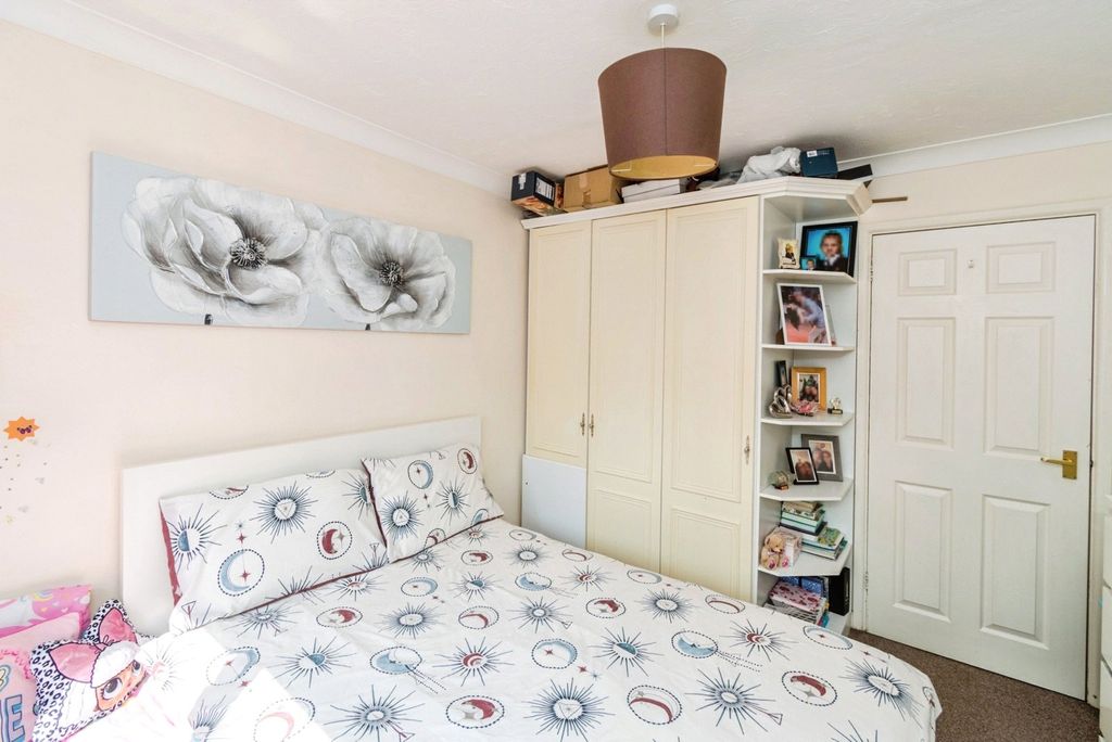 Additional image 8 of 1 bed flat for saleRoberts Road, Southampton, Hampshire SO15