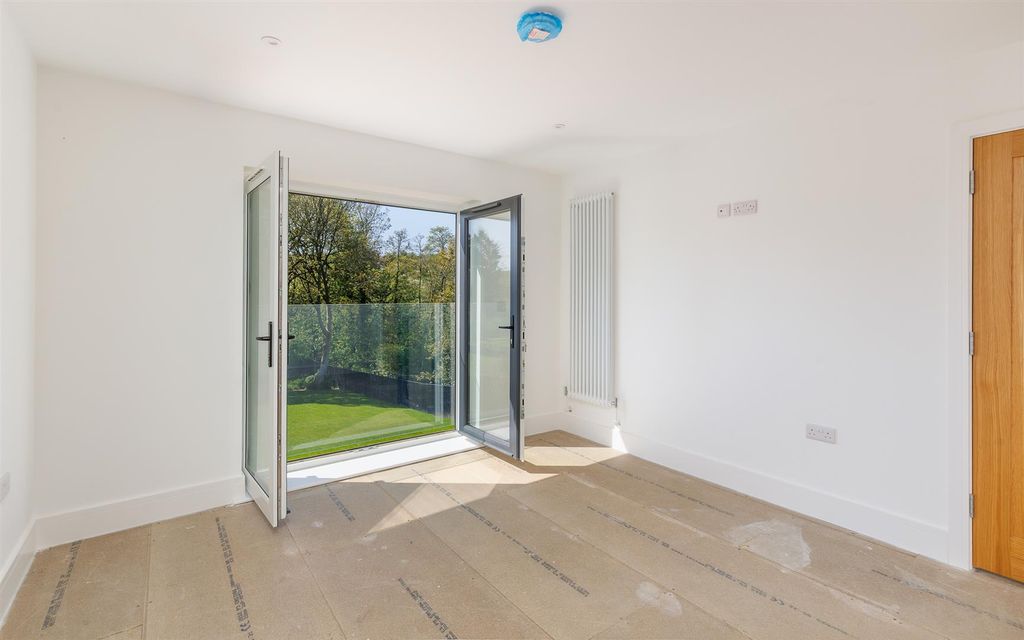 Additional image 15 of 5 bed property for saleBlackwater, Isle Of Wight PO30