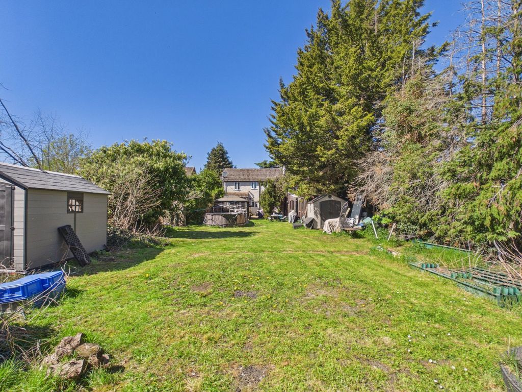 Additional image 10 of 3 bed detached house for saleClockhouse Lane, Ashford, Surrey TW15