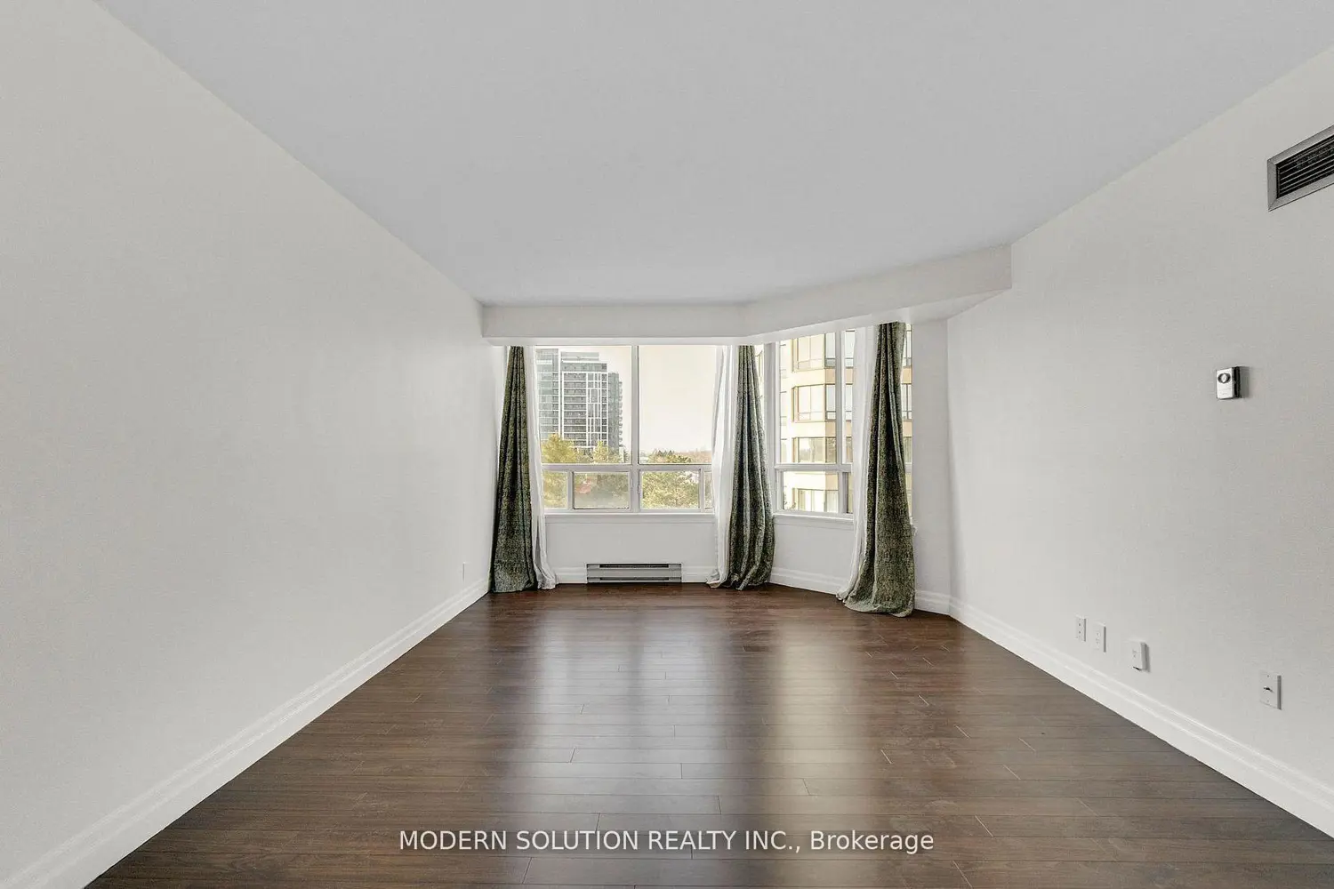 32 Clarissa Drive 426