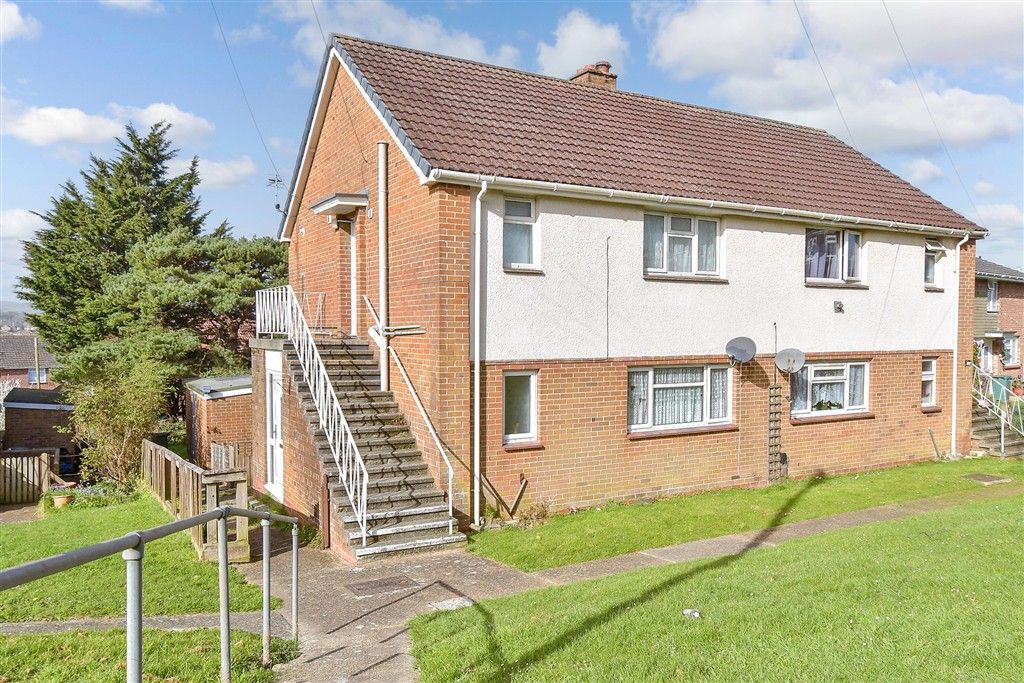 Additional image 2 of 1 bed maisonette for saleFurrlongs, Newport, Isle Of Wight PO30