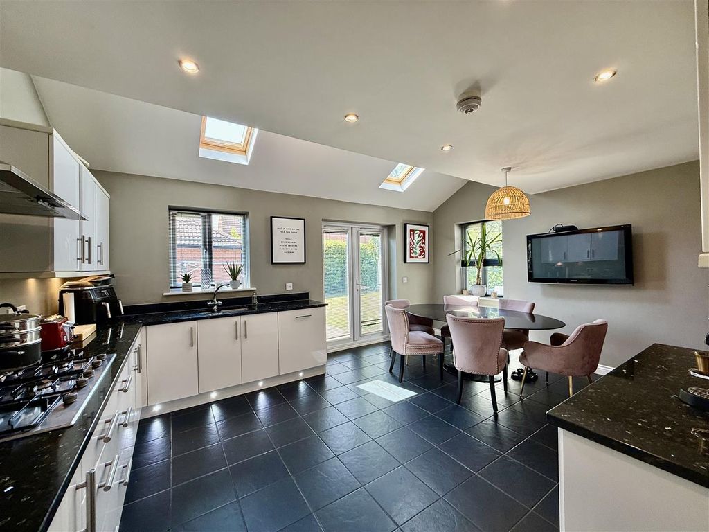 Additional image 2 of 5 bed detached house for saleFlint Lane, Barrow Upon Soar, Loughborough LE12
