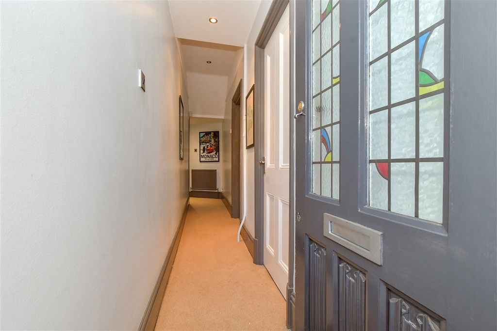 Additional image 5 of 2 bed maisonette for saleGlebe Avenue, Woodford Green, Essex IG8