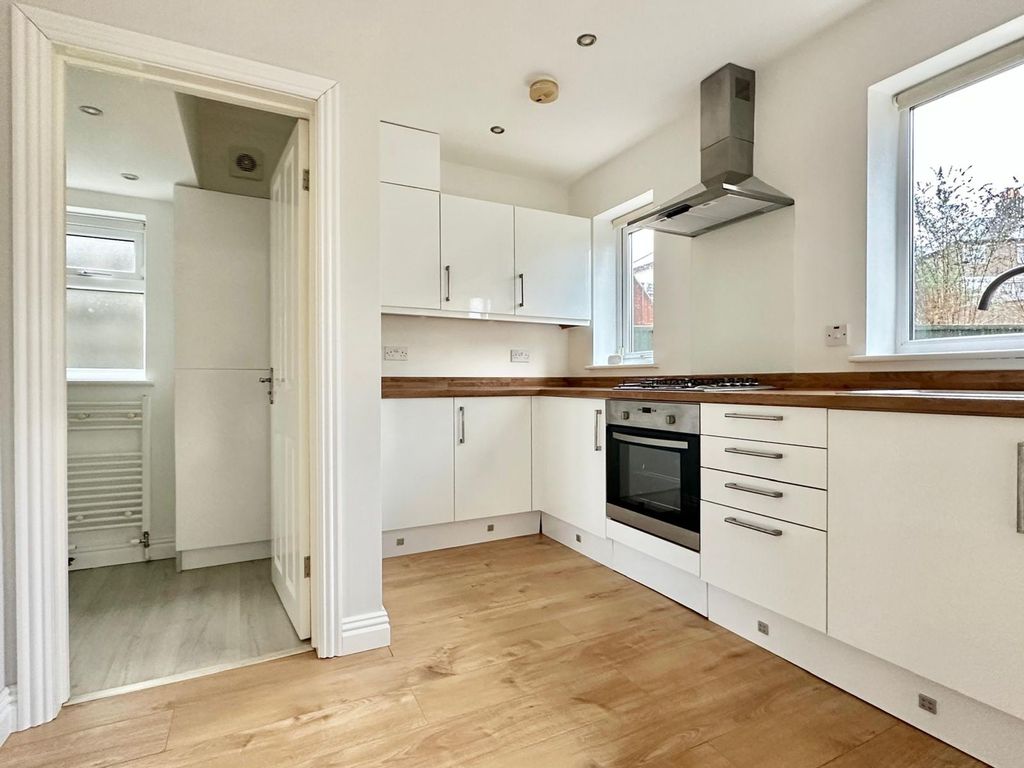 3 bed semi-detached house for saleCrompton Road, Asfordby Hill LE14 photo 2