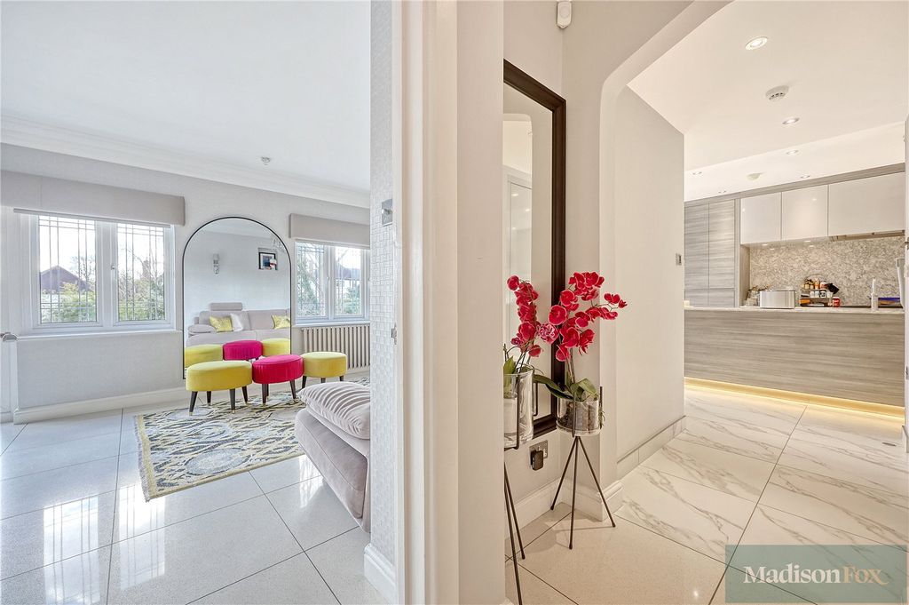 Additional image 11 of 5 bed detached house for saleThe Dell, Woodford Green IG8