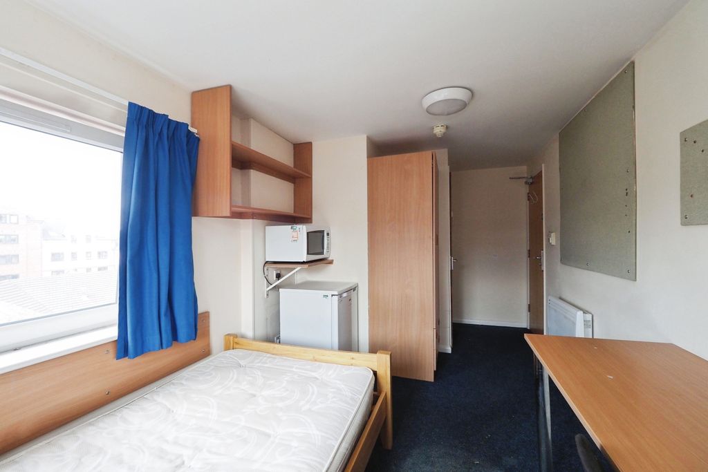 Additional image 12 of Studio for sale58-60 Woodgate, Loughborough LE11