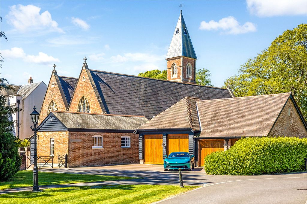 Additional image 3 of 4 bed detached house for saleThe Cloisters, Stapehill Abbey, Wimborne, Dorset BH21