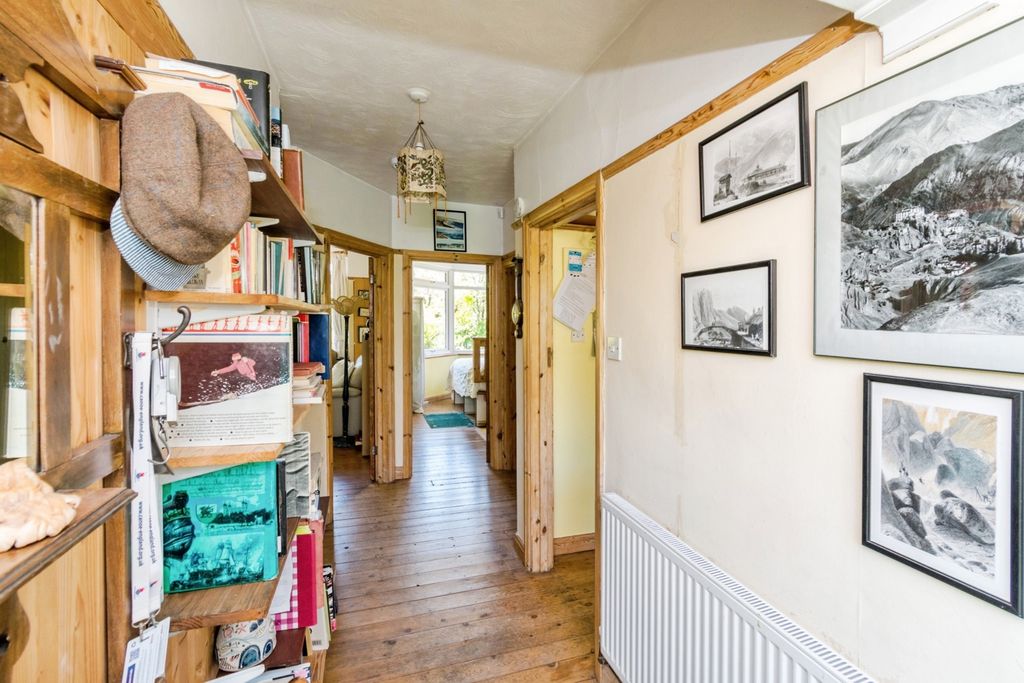 Additional image 19 of 2 bed bungalow for saleCoxford Close, Southampton, Hampshire SO16