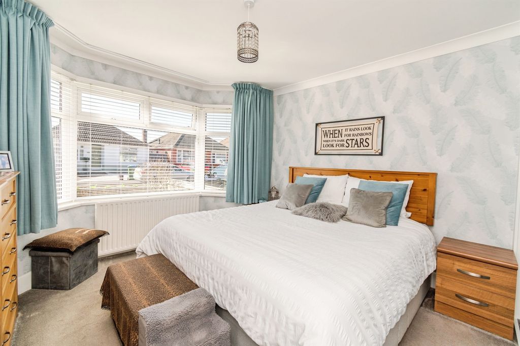 Additional image 11 of 2 bed detached bungalow for saleWestover Road, Southampton SO16