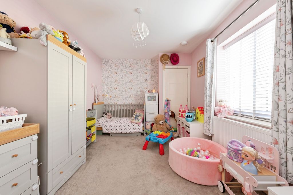 Additional image 14 of 2 bed flat for saleGatehouse Close, Ashford TW15
