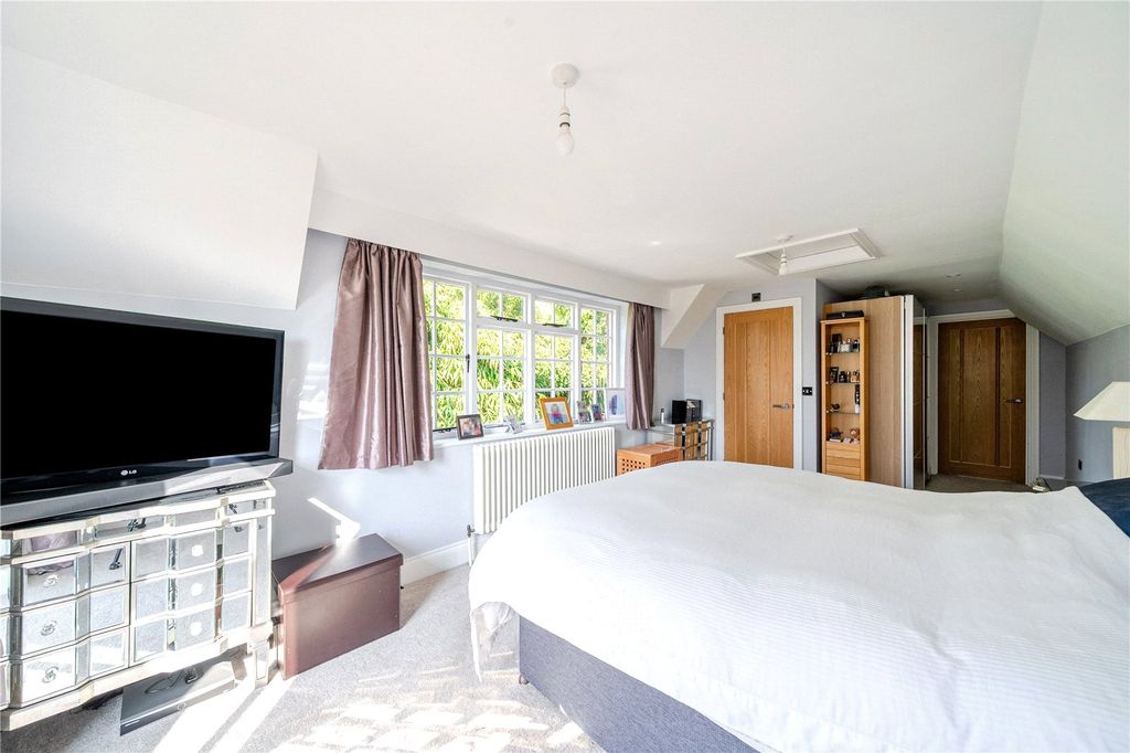 Additional image 12 of 5 bed detached house for saleSaunders Lane, Woking, Surrey GU22
