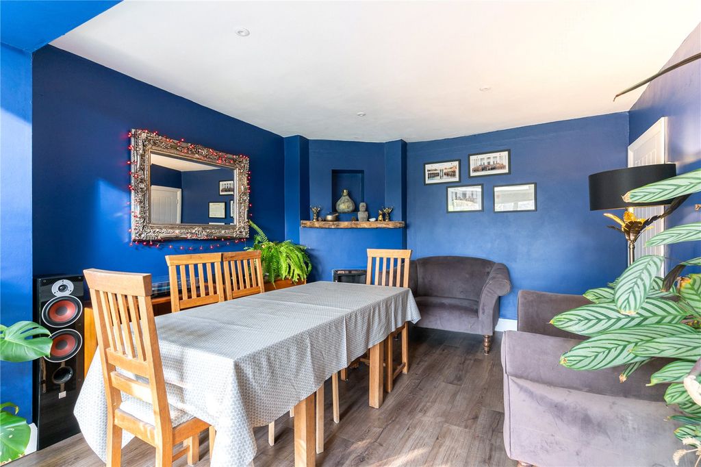 Additional image 15 of 4 bed detached house for saleYork Road, Windsor, Berkshire SL4
