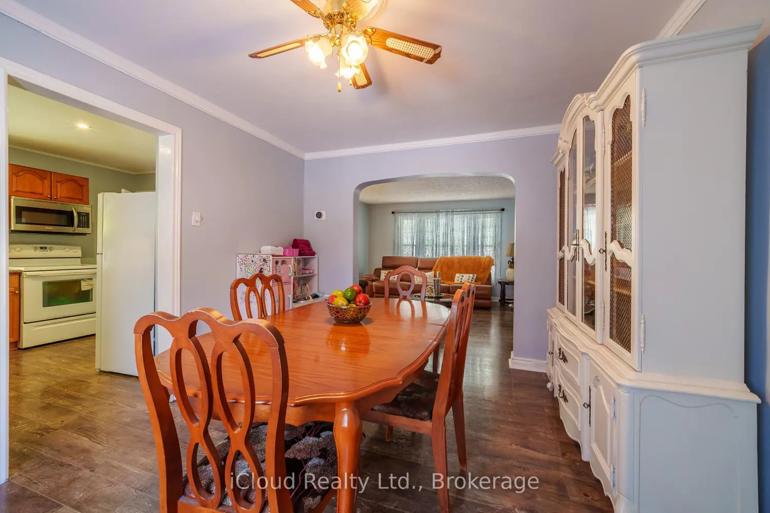 2 Richmond Avenue photo 4