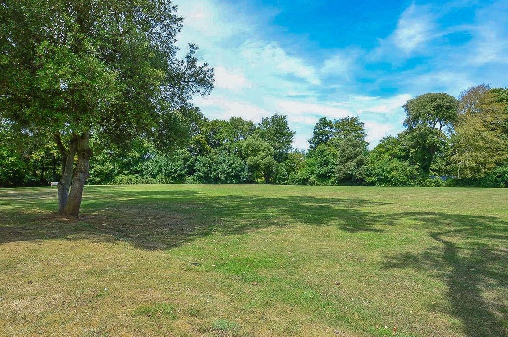 Additional image 24 of 2 bed flat for saleWhitecroft Park, Newport PO30