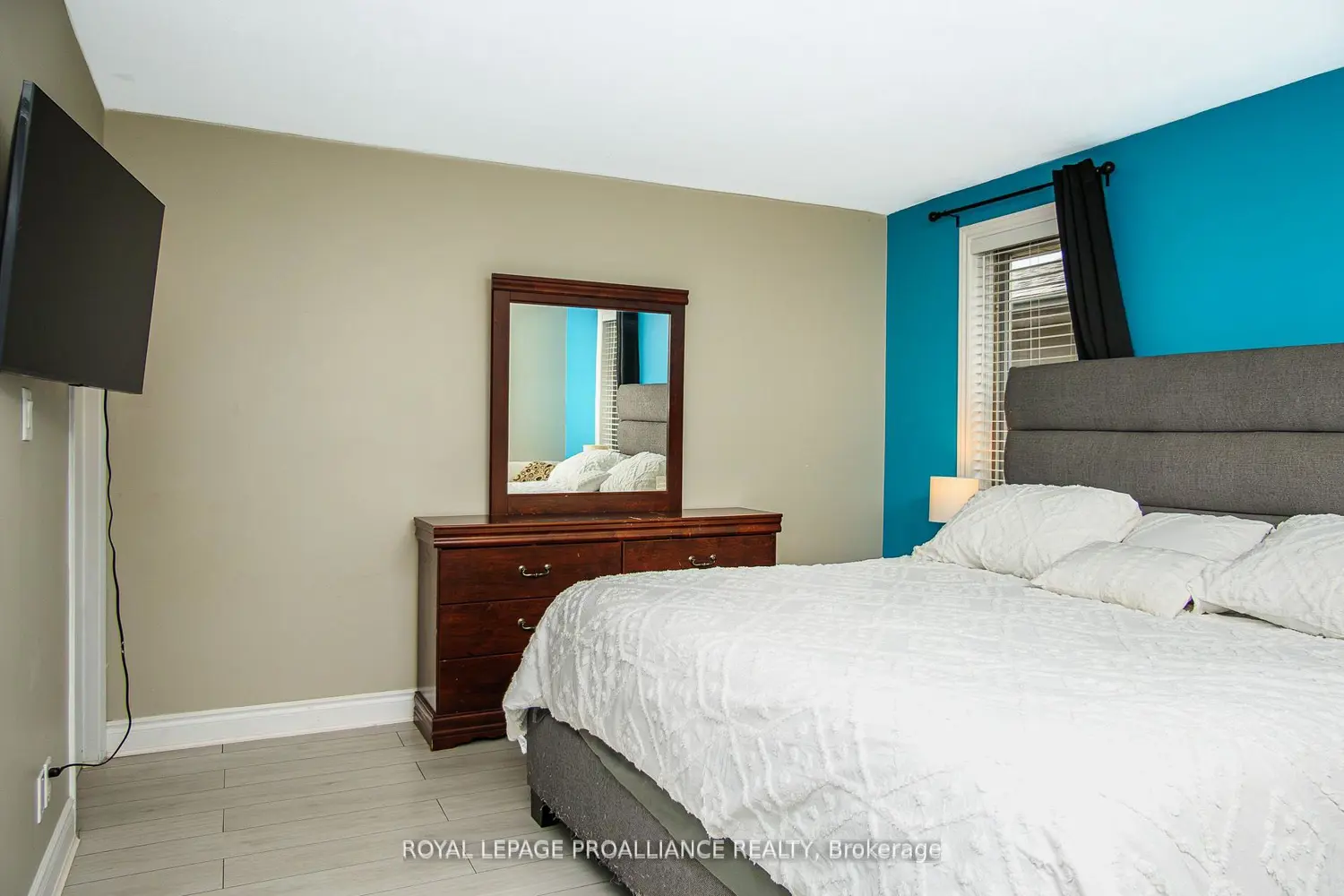 Additional image 9 of 11 Springbrook Crescent