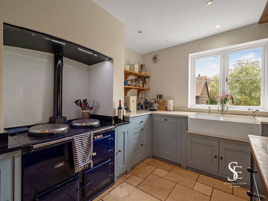 Additional image 12 of 6 bed detached house for saleEasthampstead Road, Wokingham RG40