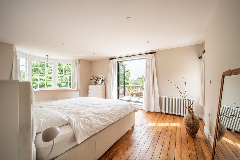 Additional image 4 of 5 bed detached house for saleForest Road, Wokingham, Berkshire RG40