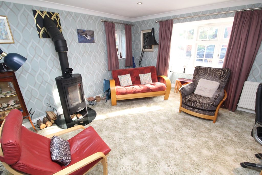 Additional image 7 of 4 bed detached house for saleNorthfield Road, Blaby, Leicester LE8