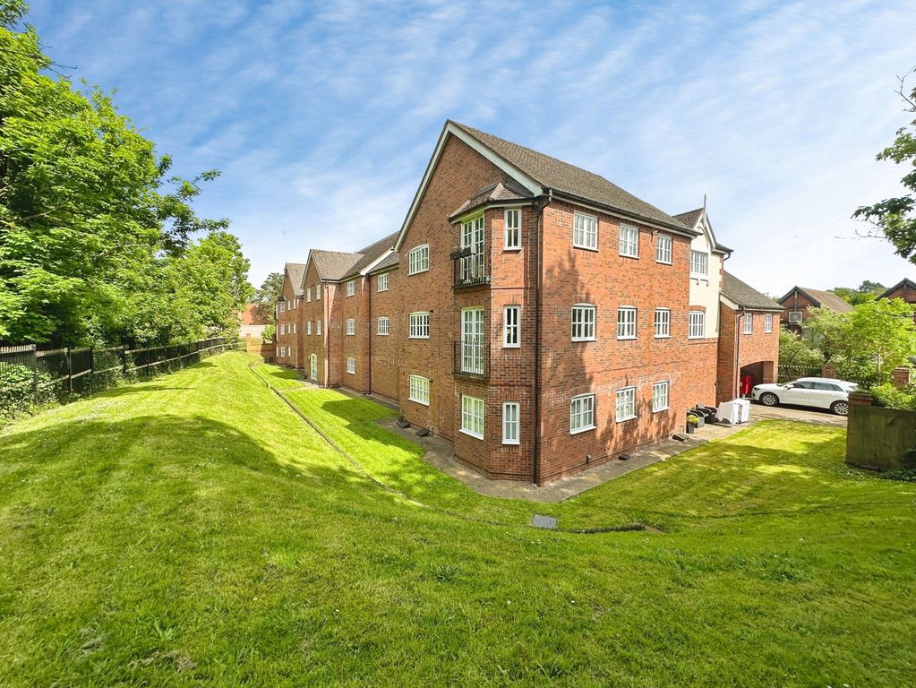 Additional image 36 of 3 bed flat for saleCygnet Close, Compton, Wolverhampton WV6