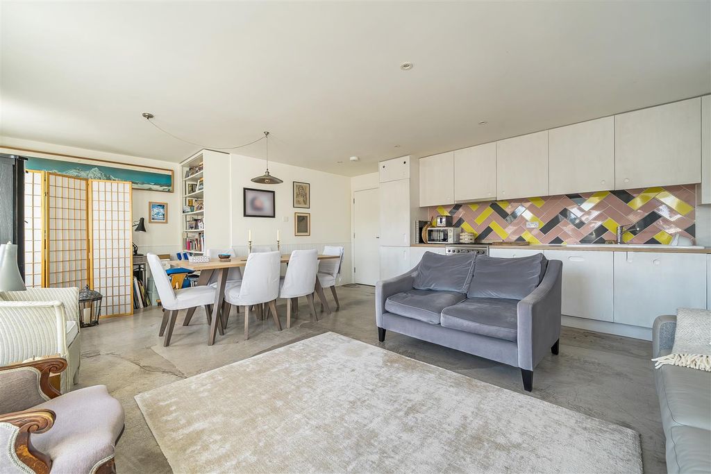 Additional image 7 of 2 bed flat for saleOld Bridge Road, Whitstable CT5