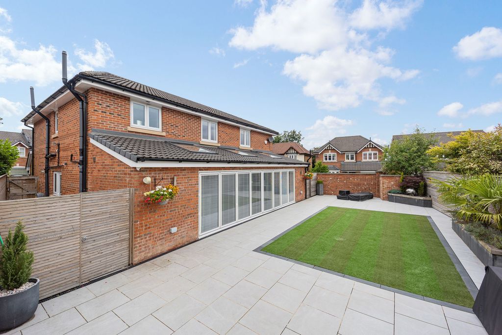 Additional image 32 of 5 bed detached house for saleBlack Horse Lane, Widnes WA8