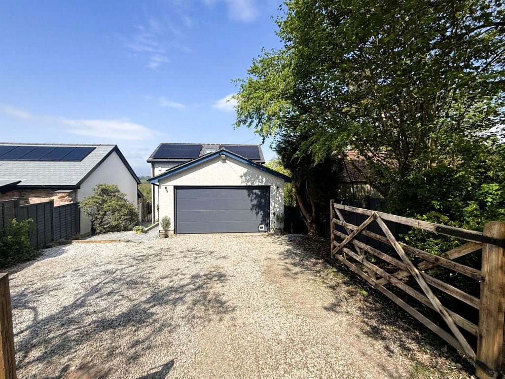 Additional image 3 of 4 bed detached house for saleHorrabridge, Yelverton PL20