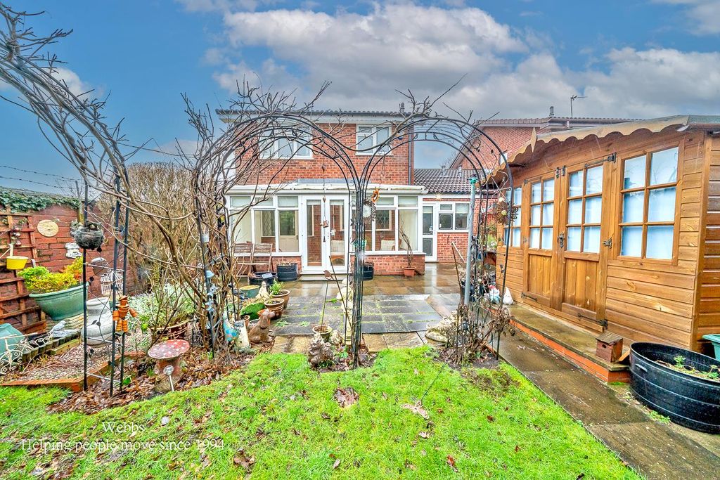 Additional image 28 of 3 bed property for saleHighgrove Close, Willenhall WV12