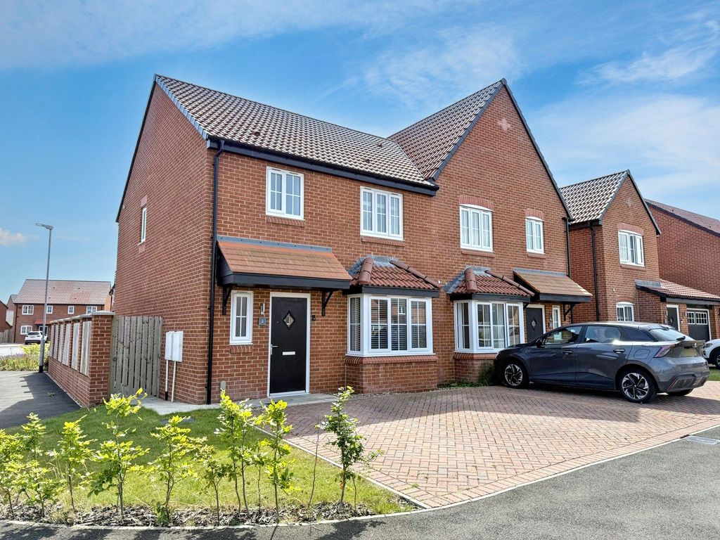 3 bed semi-detached house for saleParsonage Close, Wingate TS28