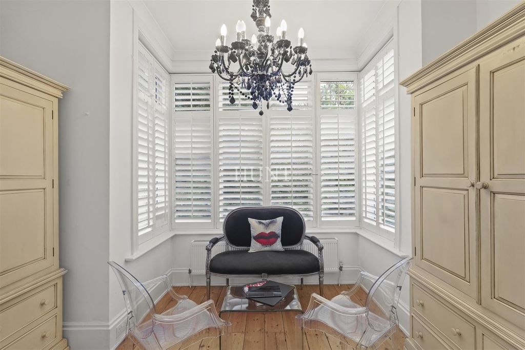 Additional image 24 of 5 bed terraced house for saleBroomhill Road, Woodford Green IG8