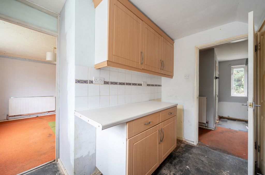 Additional image 10 of 3 bed maisonette for salePatten Ash Drive, Wokingham, Berkshire RG40