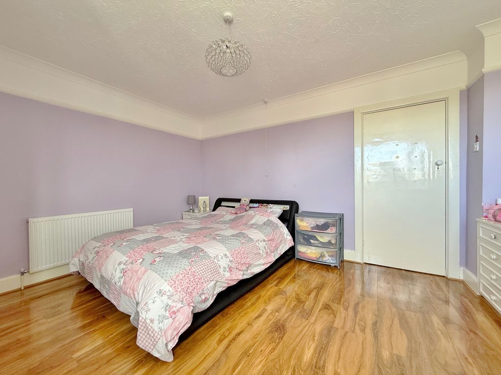 Additional image 25 of 3 bed detached house for saleLealand Road, Drayton, Portsmouth PO6