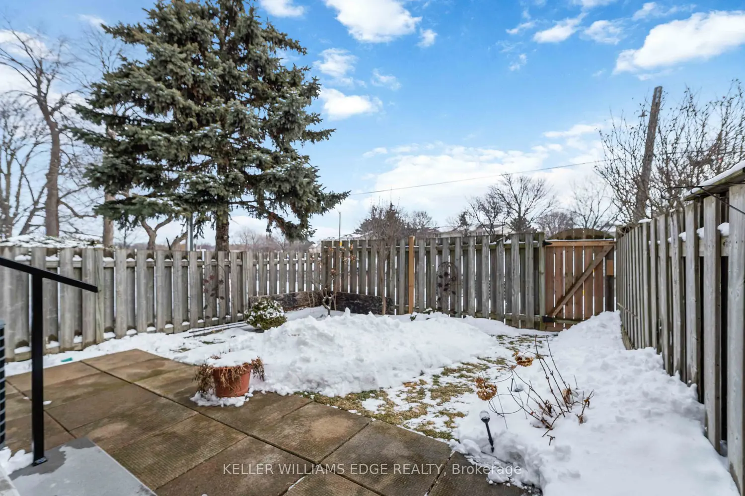 Additional image 17 of 300 Rexford Drive 22