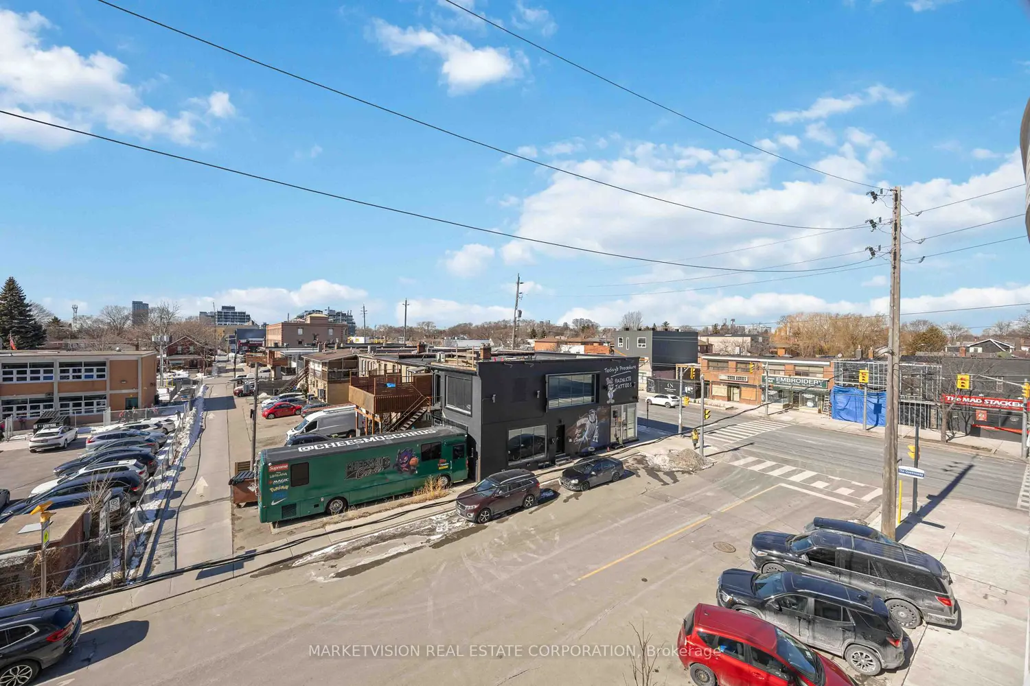 Additional image 6 of 689 The Queensway 318