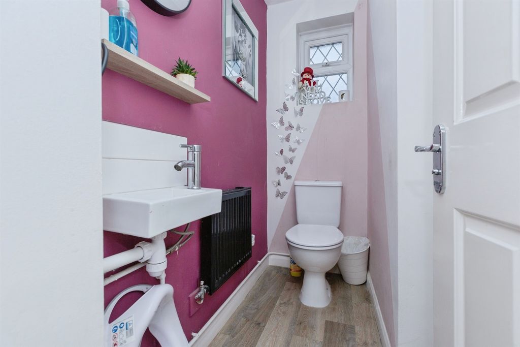 Additional image 19 of 4 bed detached house for saleBurnham Drive, Whetstone, Leicester LE8
