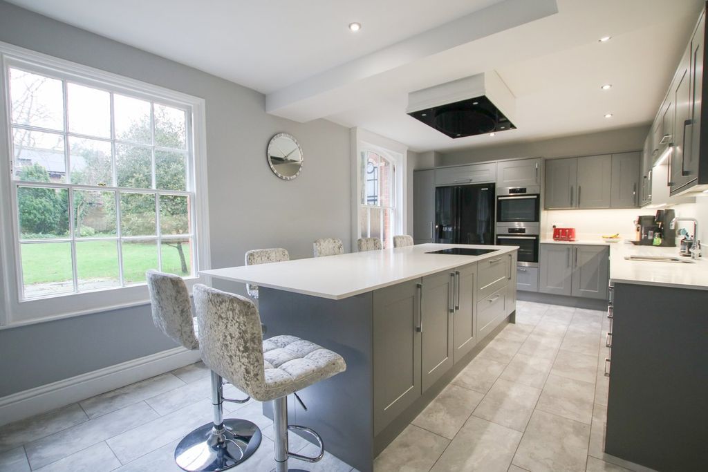 Additional image 5 of 5 bed detached house for saleMilton Road, Wokingham RG40