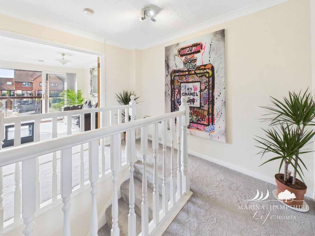 Additional image 16 of 4 bed town house for saleNewlyn Way, Port Solent PO6