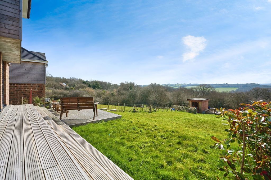 Additional image 3 of 4 bed detached house for saleBuckbury Lane, Newport, Isle Of Wight PO30