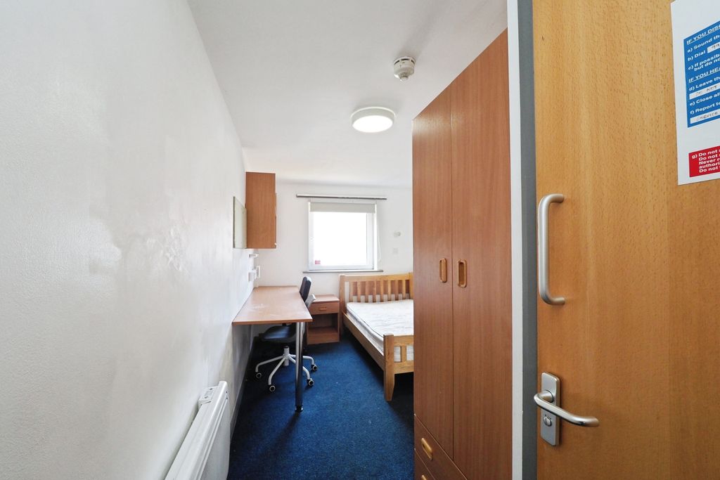 Additional image 6 of Studio for sale58-60 Woodgate, Loughborough LE11