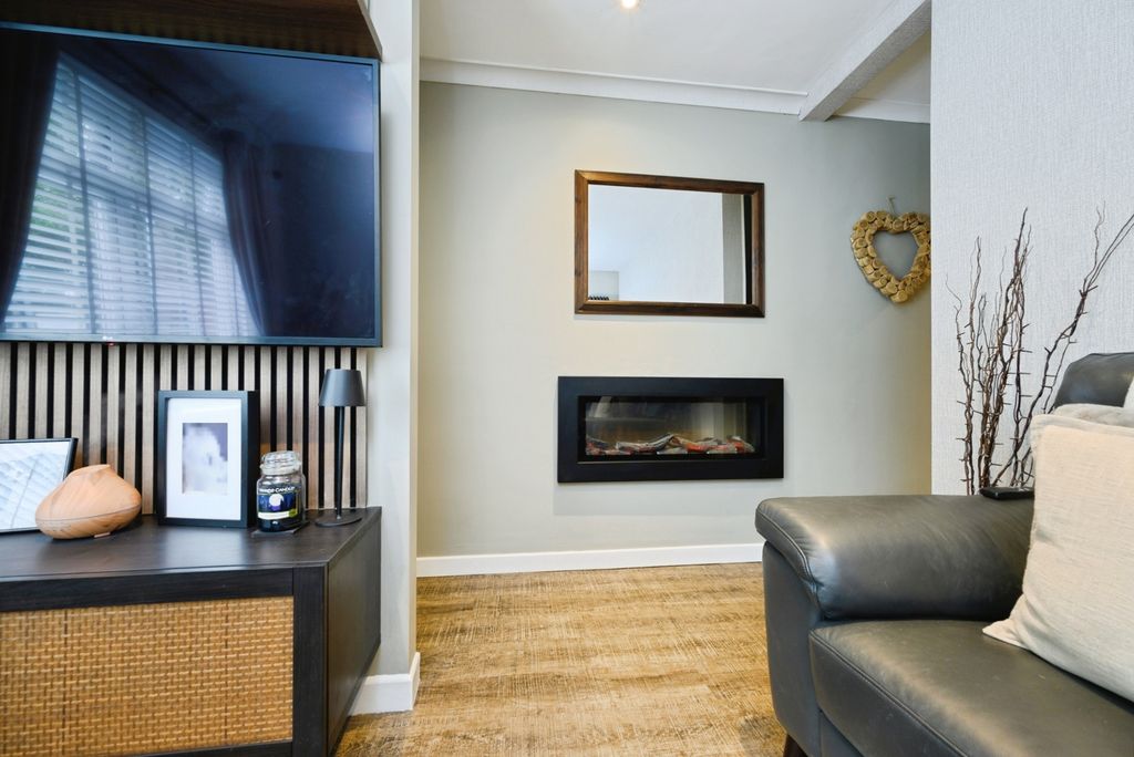 Additional image 4 of 3 bed detached house for saleWalker Road, Portsmouth, Hampshire PO2