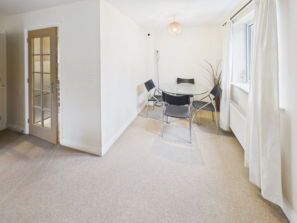 Additional image 4 of 2 bed flat for saleProvidence Hill, Bursledon, Southampton SO31