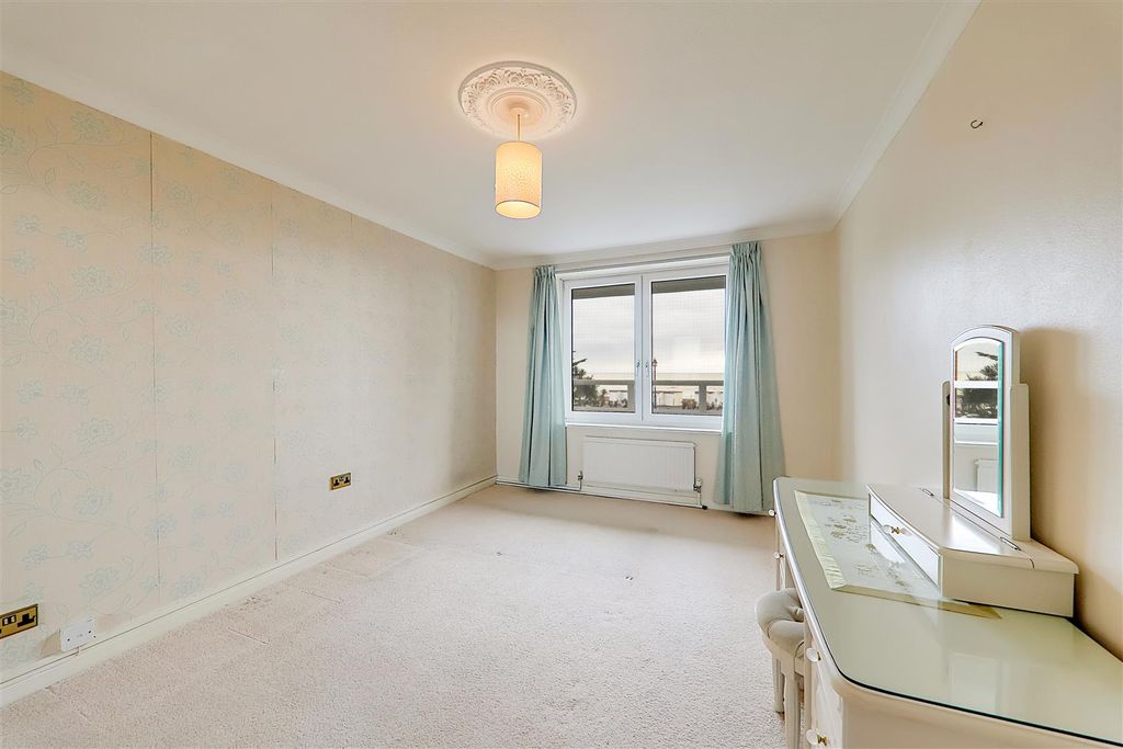 Additional image 7 of 3 bed flat for saleSeabright, Worthing BN11