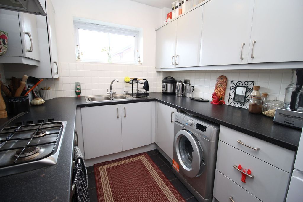 Additional image 5 of 1 bed flat for saleBelmont Road, Southampton SO17