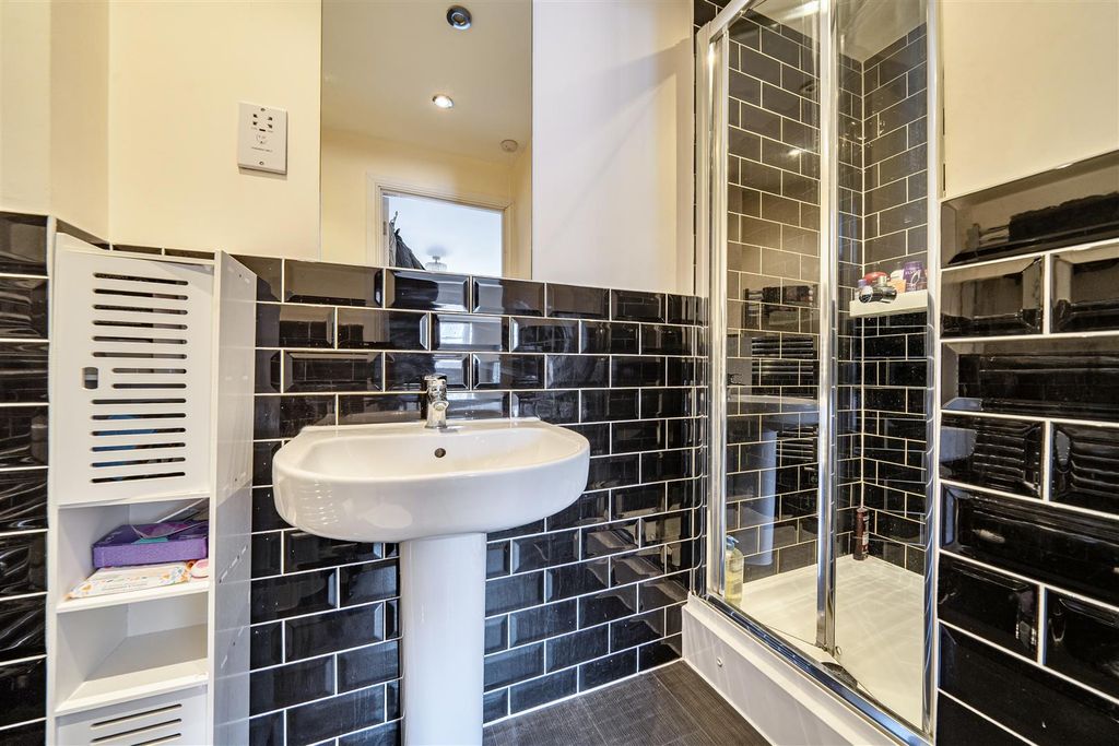 Additional image 12 of 3 bed semi-detached house for saleWestfield Road, Portsmouth PO6