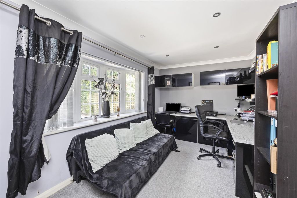 Additional image 9 of 5 bed detached house for saleMill Lane, Worthing BN13