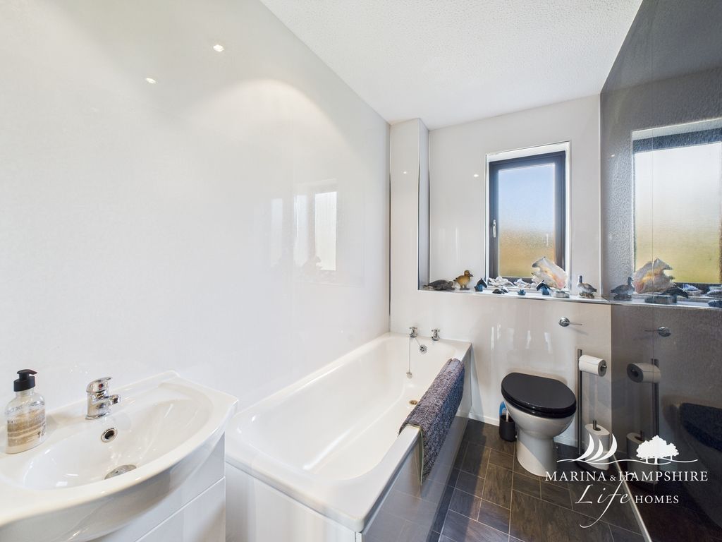 Additional image 22 of 3 bed town house for saleCarne Place, Port Solent PO6