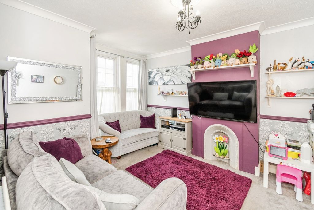 Additional image 2 of 3 bed end terrace house for saleClarendon Road, Southampton, Hampshire SO16
