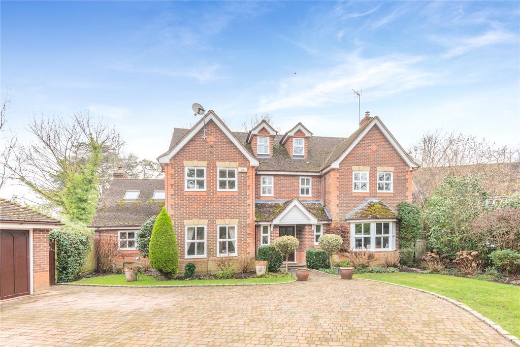 Additional image 37 of 6 bed detached house for saleWoking, Surrey GU22