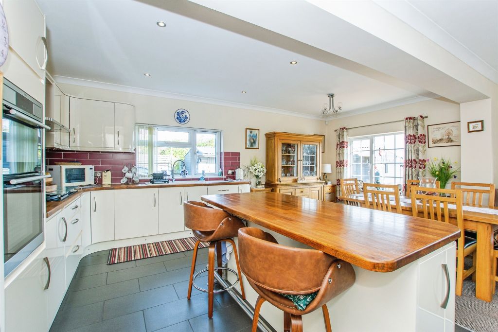 Additional image 2 of 4 bed detached house for saleWalton Road, Wisbech PE14